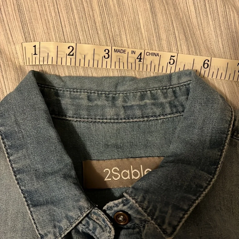 Button down - Picture 8 of 13